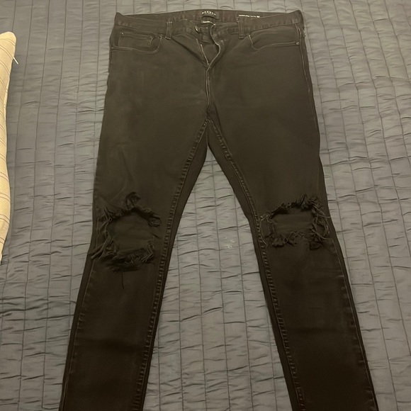 Stylish, skinny/hole jeans, good condition - Picture 1 of 6